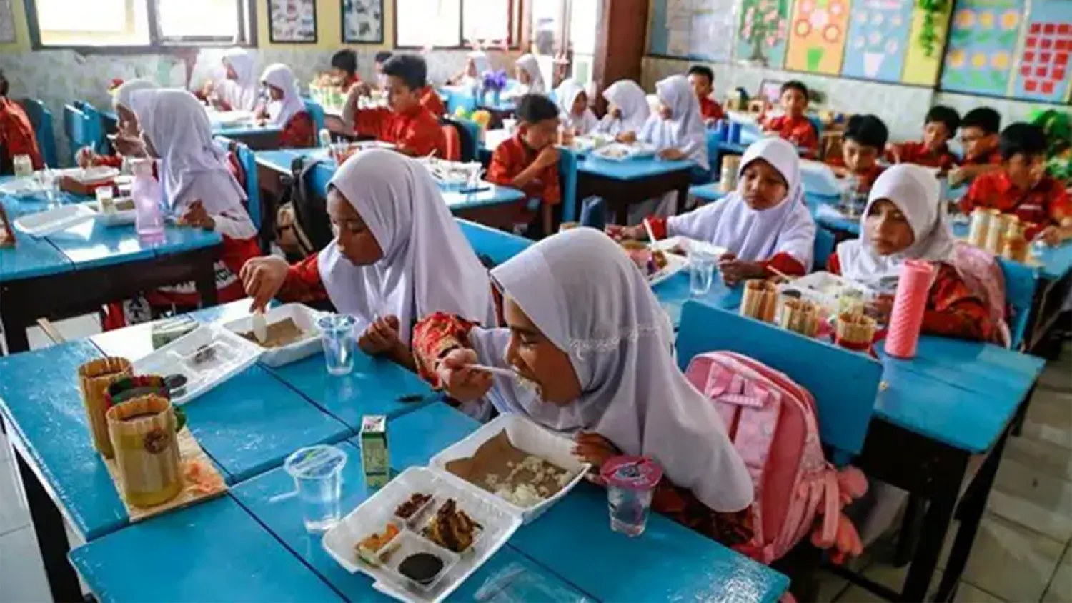 Hundreds Hospitalized in Java Food Poisoning Linked to Indonesia Meal Program
