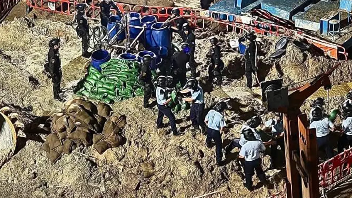 A WWII “Sleeper” Wakes: 1,000 Pound Bomb Found in Hong Kong, Forcing 6,000 Person Evacuation