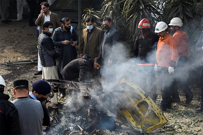 Suicide Bombing in Islamabad Kills 12 as Pakistan Declares “State of War” Amid Escalating Regional Tensions