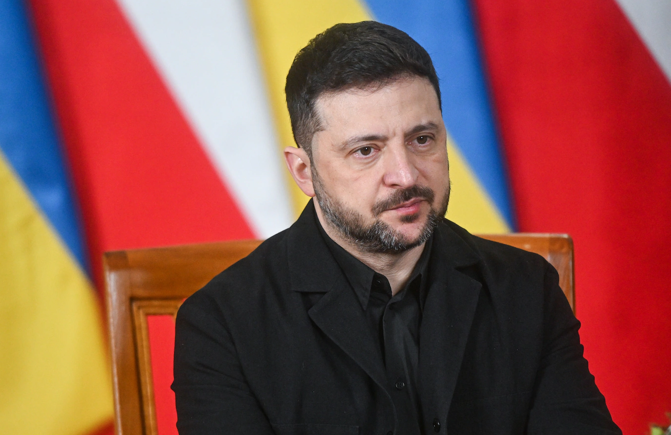 Zelenskyy Unveils Revised 20-Point Peace Framework as Christmas Deadline Looms