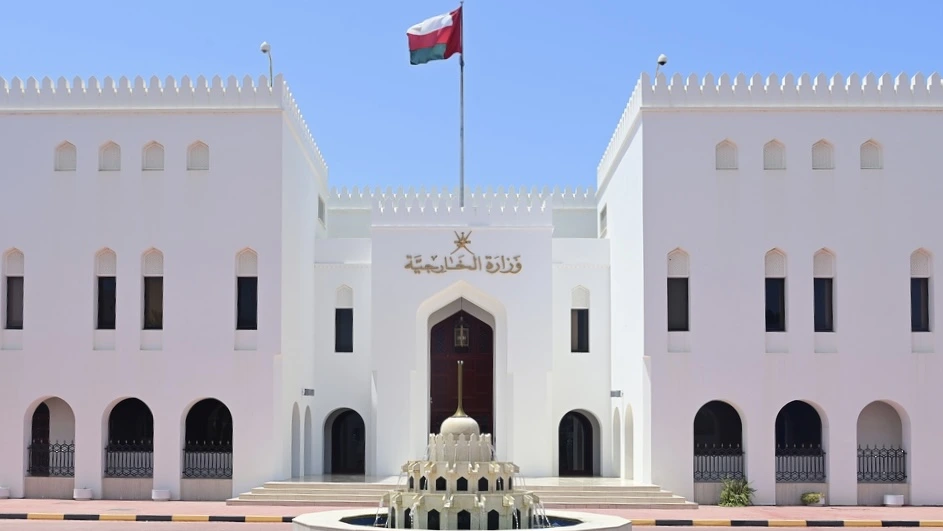 U.S.–Iran Talks Open in Oman Under Shadow of Military Tension and Deep Mistrust