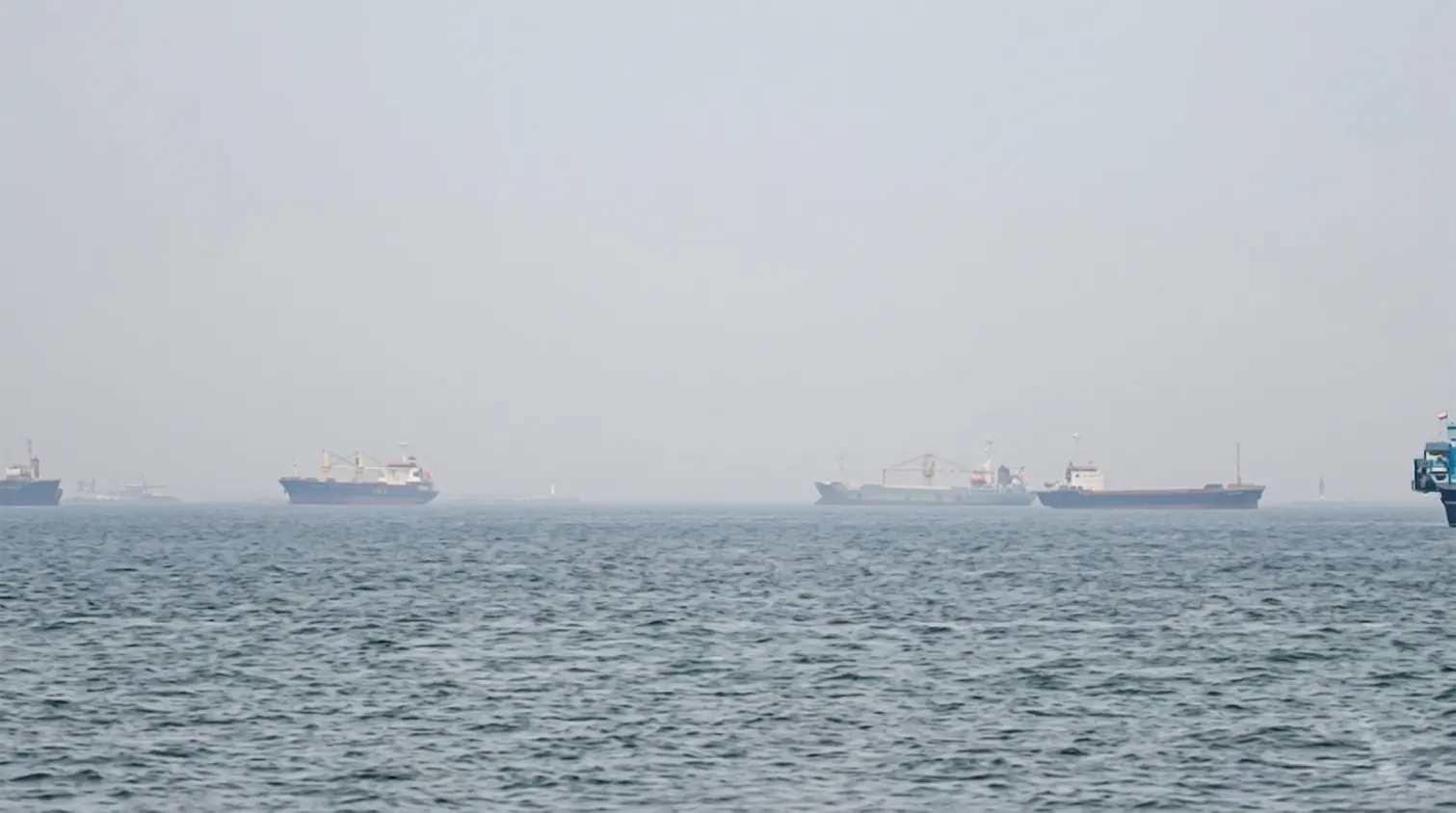 1,550 Ships. 22,500 Crew. The Strait of Hormuz Has Become the World’s Largest Maritime Prison