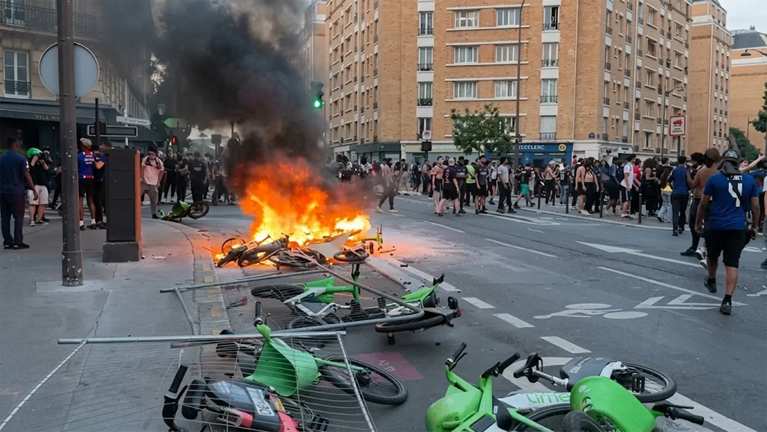 PSG’s Triumph Turned Ugly: The Night Paris Burned After Champions League Glory