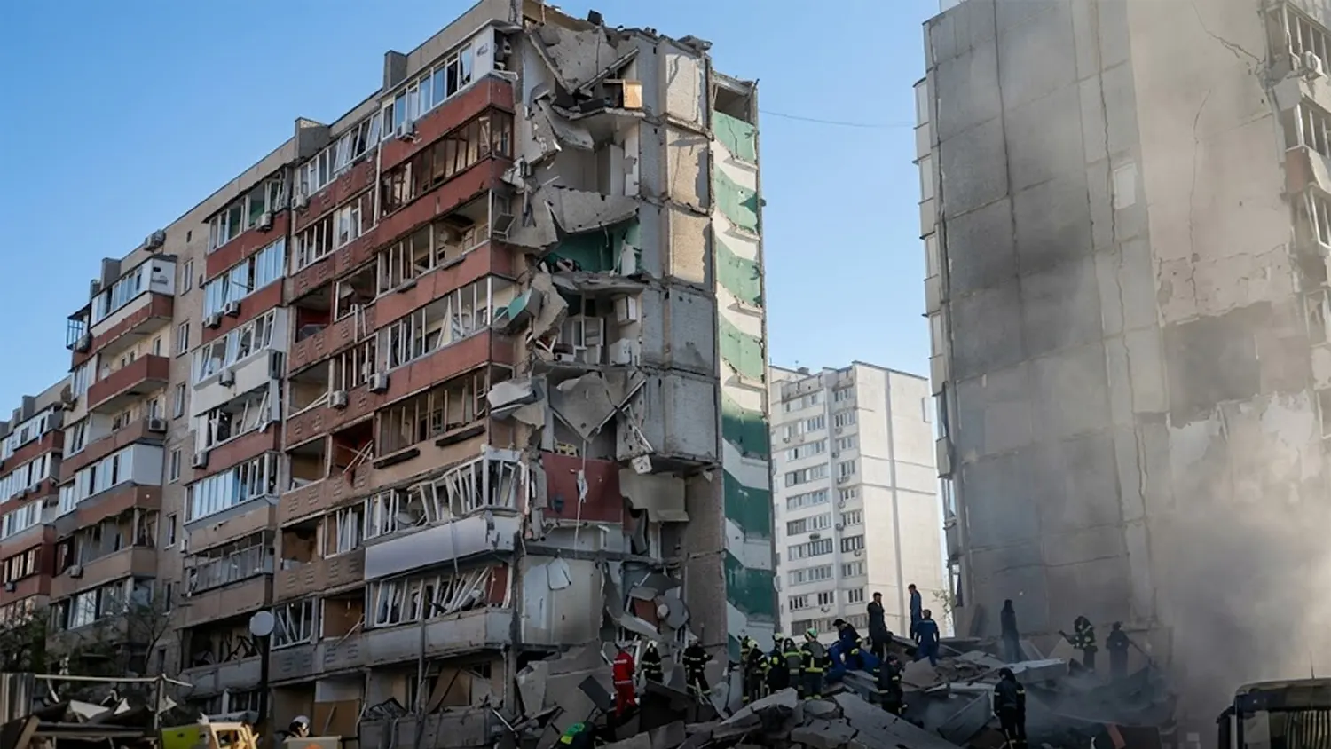 Russia Kills 24 in Kyiv, Including Three Children Hours After Ceasefire Expires