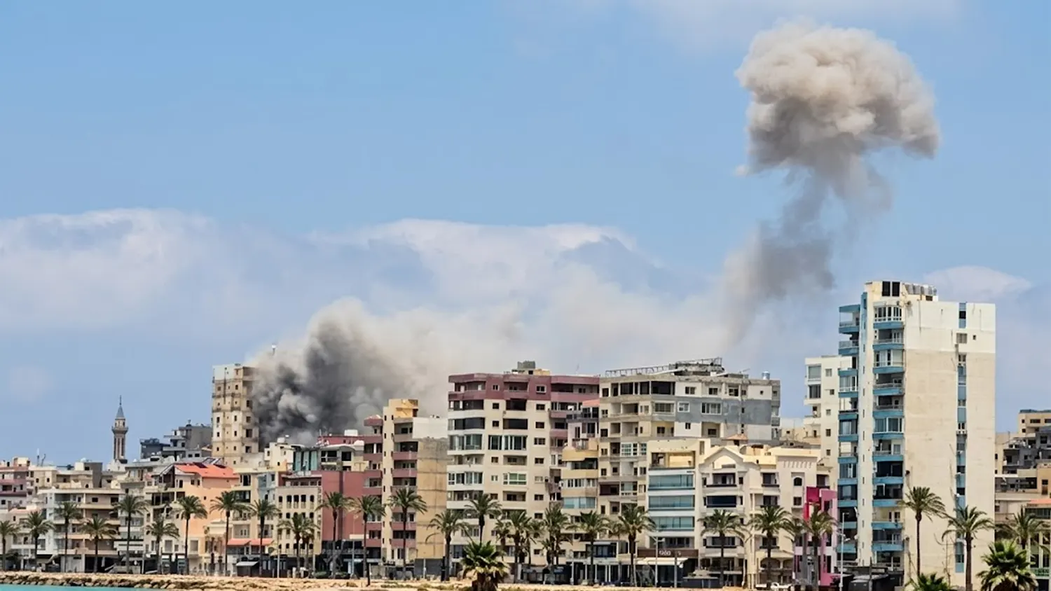 Israel Bombs Tyre’s Christian Quarter as Ground War Pushes Deep Into Lebanon